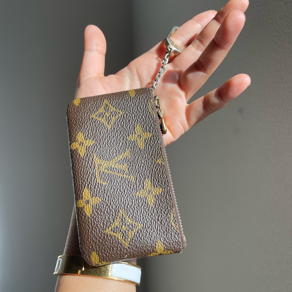 Authentic LOUIS VUITTON
Monogram Key Pouch  pre-owned
